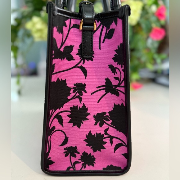 Versace La Medusa Tote Bag in Black & Pink with Crossbody Stap ~ EUC Gently Used - Picture 11 of 15